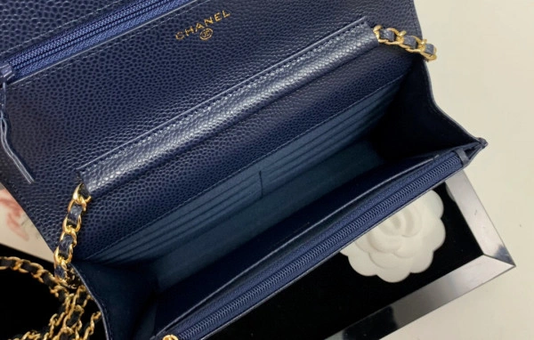 Fashionable CHANEL CHAIN WALLET CAVIAR WITH GOLD HARDWARE 722 - Image 9
