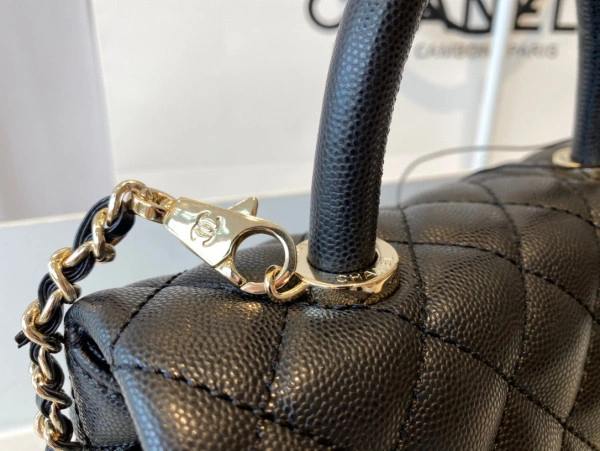 UrbanStyle CHANEL FLAP BAG WITH TOP HANDLE 1047 - Image 4