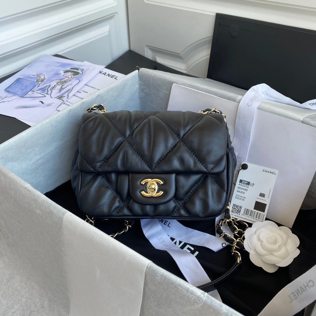 Affordable CHANEL FLAP BAG 664