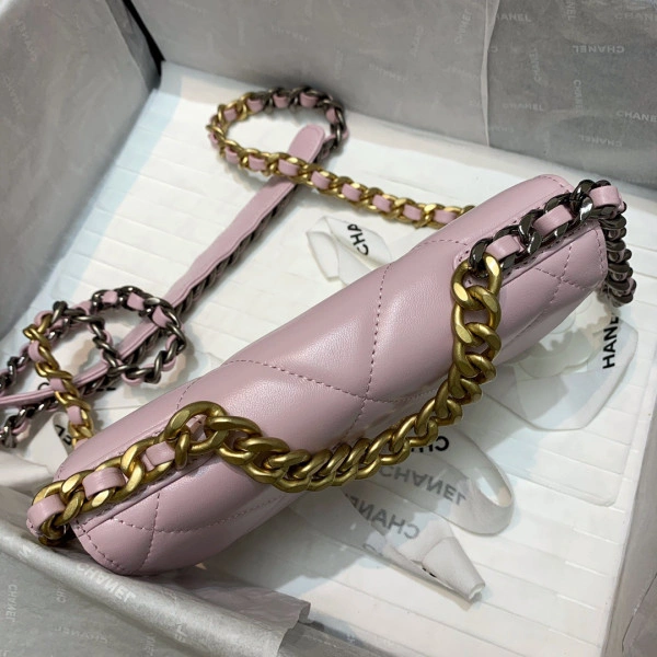 StreetReady CHANEL19 WALLET ON CHAIN 65 - Image 5