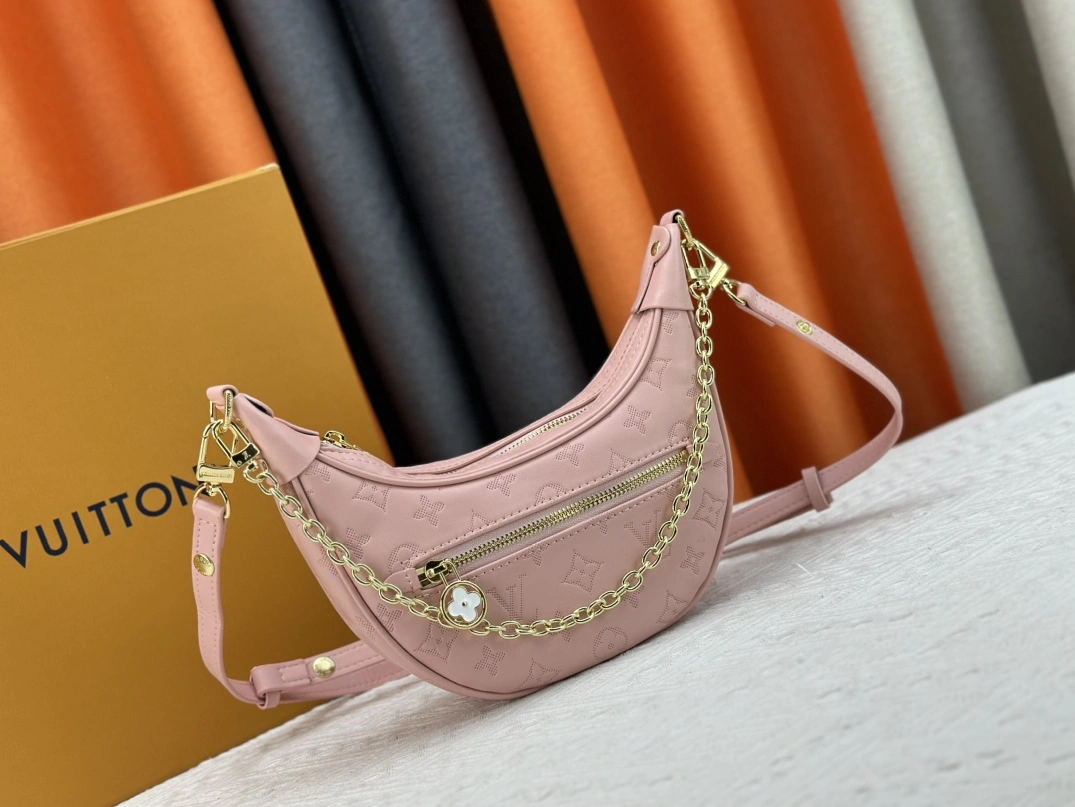 Affordable 8057 Louis Vuitton AAA Quality Messenger Bags For Women