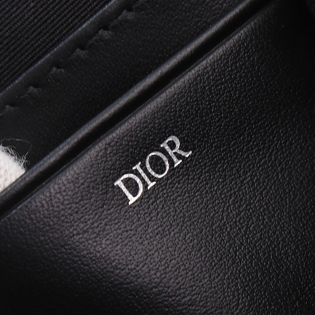 Affordable 9423 Christian Dior AAA Man Messenger Bags - Image 7