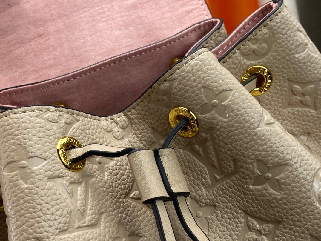 AllSeason 757 Louis Vuitton AAA Quality Backpacks For Women - Image 6