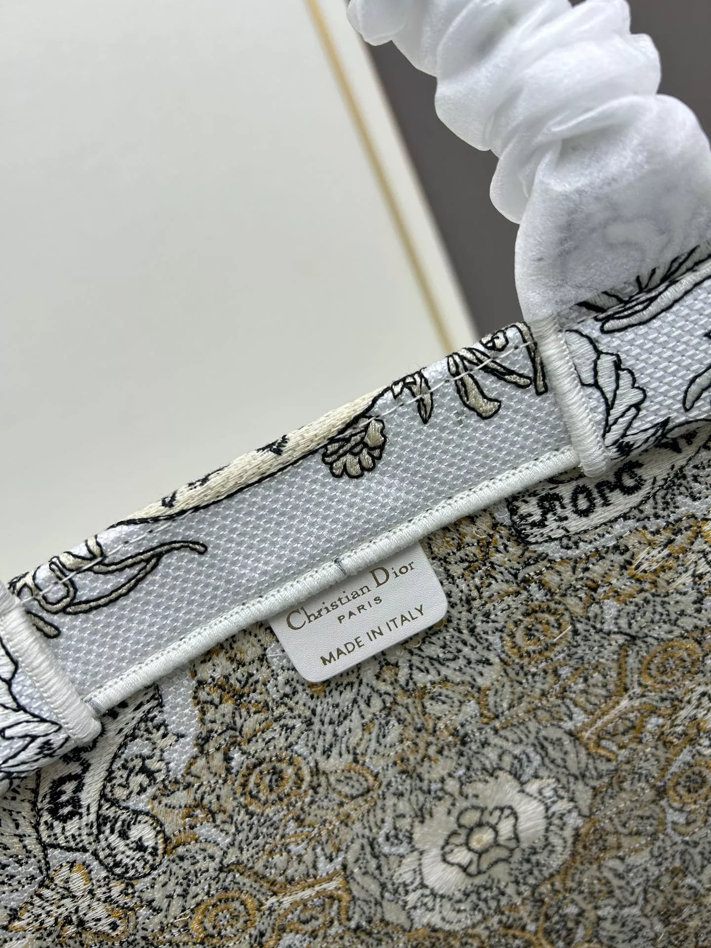 BestValue 2657 Christian Dior AAA Quality Tote-Handbags For Women - Image 8