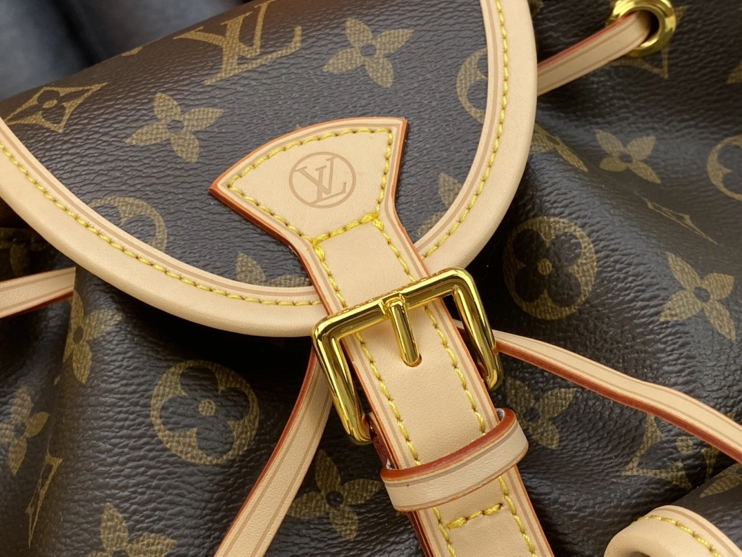 BestValue 4870 Louis Vuitton AAA Quality Backpacks For Women - Image 7