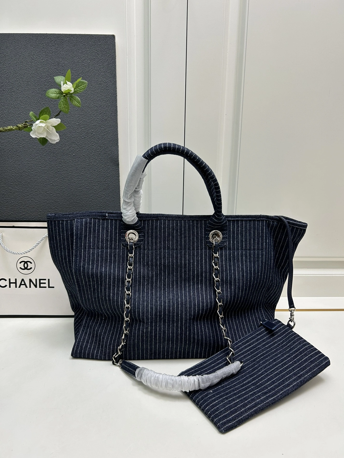 Bold 4540 Chanel AAA Quality Handbags For Women
