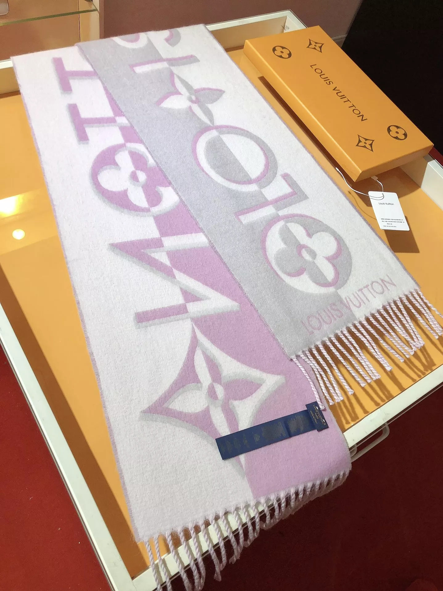 Bold 5699 Louis Vuitton Scarf For Women - Image 3