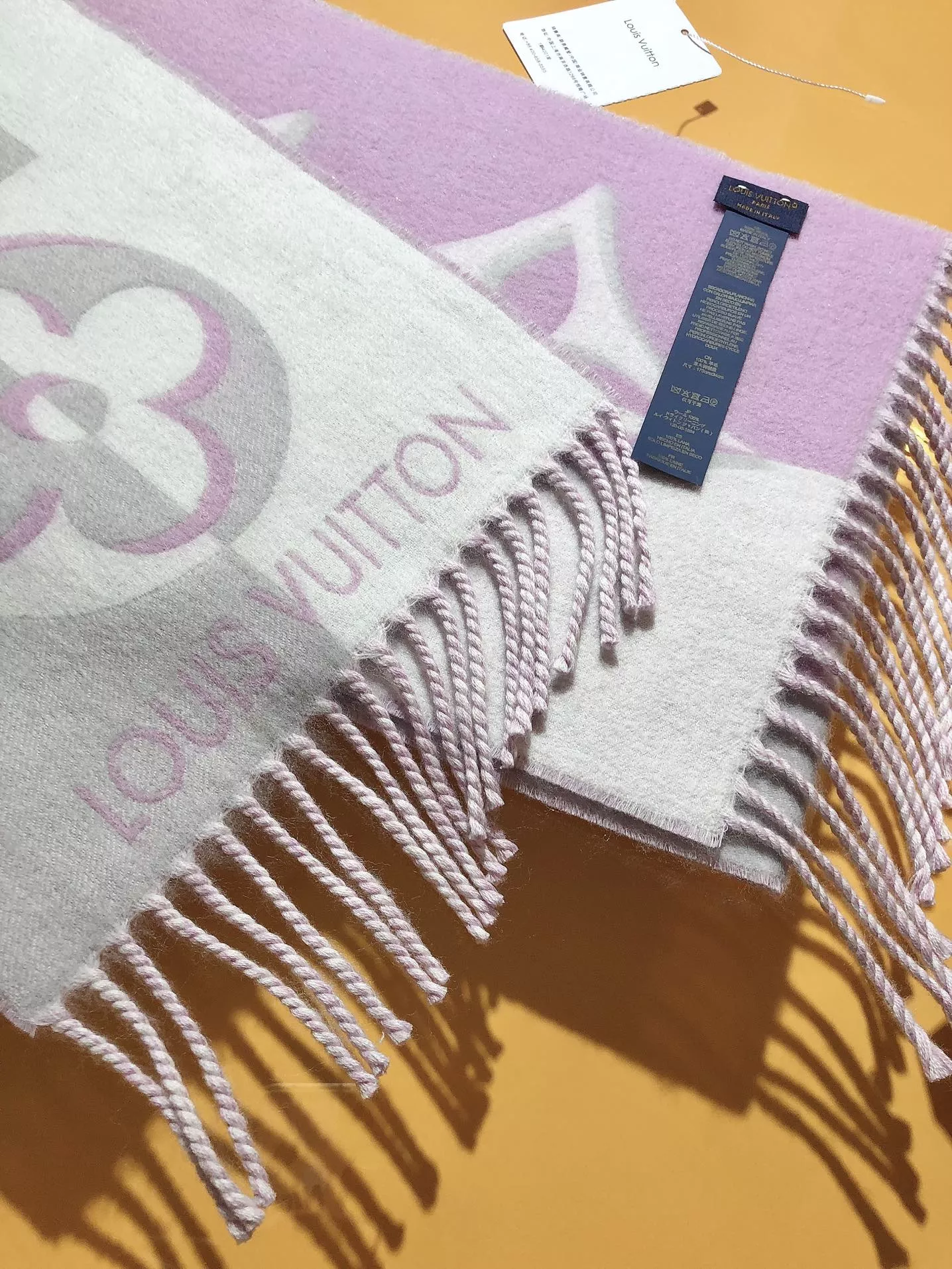 Bold 5699 Louis Vuitton Scarf For Women - Image 5