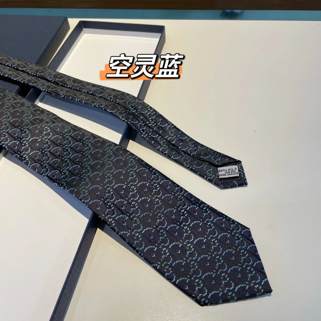 Bold 8553 Christian Dior Necktie For Men - Image 4