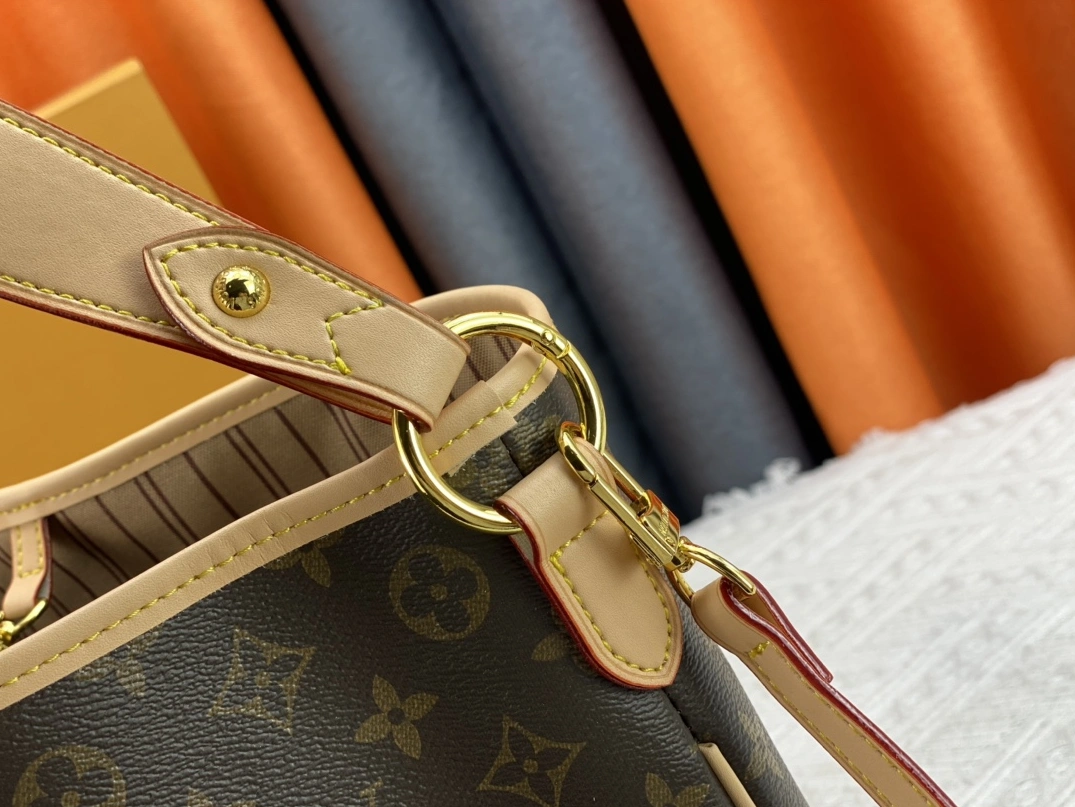 Breathable 1114 Louis Vuitton AAA Quality Shoulder Bags For Women - Image 5