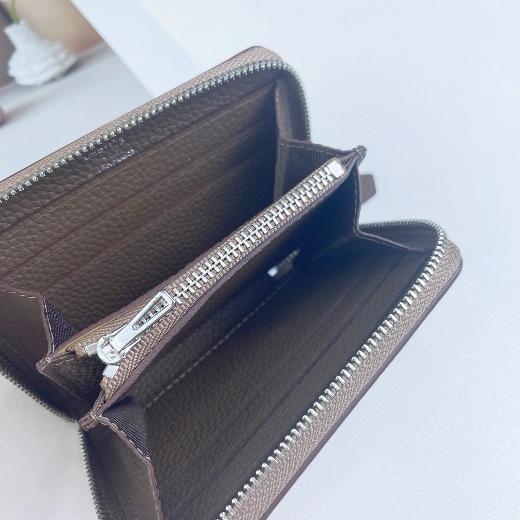 Breathable 2450 Hermes Card Case For Women - Image 6