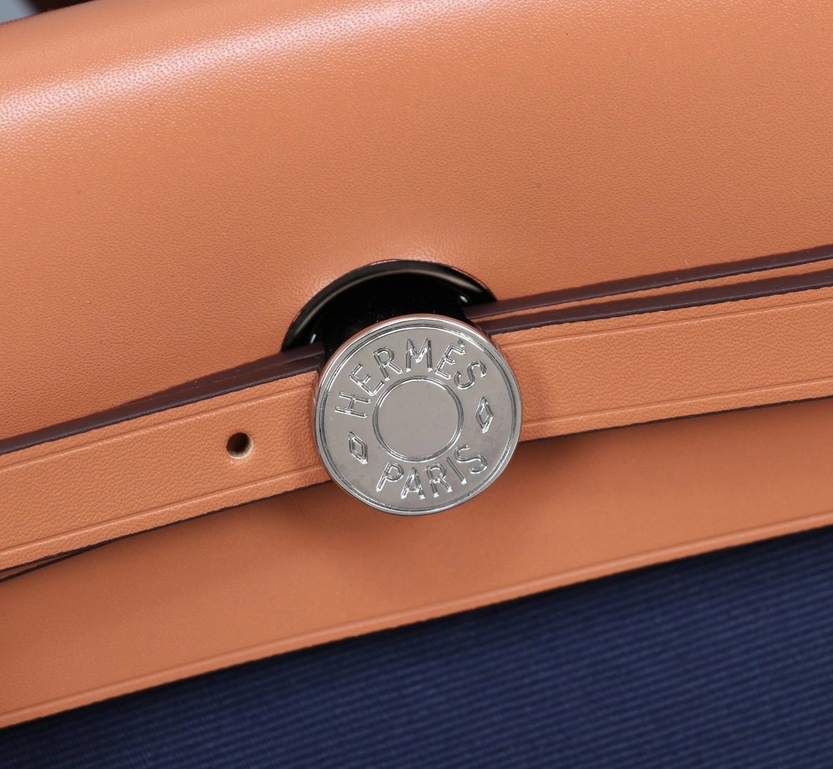 Breathable 2734 Hermes AAA Quality Handbags For Women