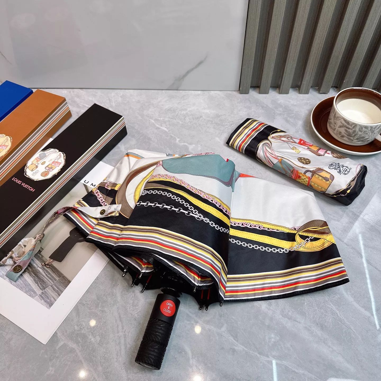 Breathable 700 Louis Vuitton Umbrellas - Image 3