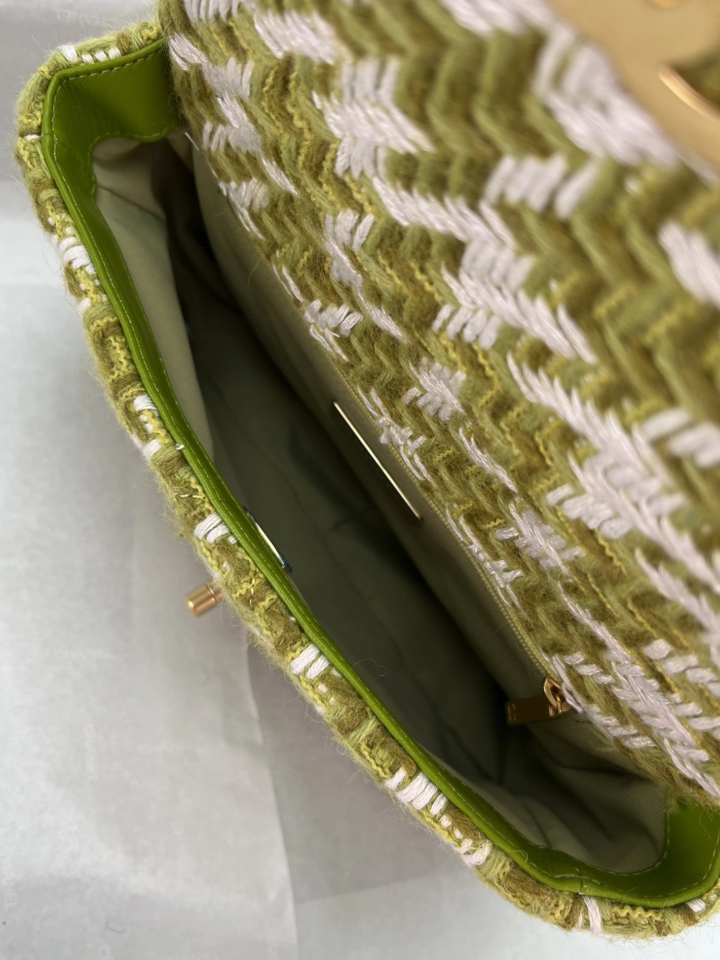 Chanel AAA Quality Messenger Bags For Women GoodFit 8295 - Image 6