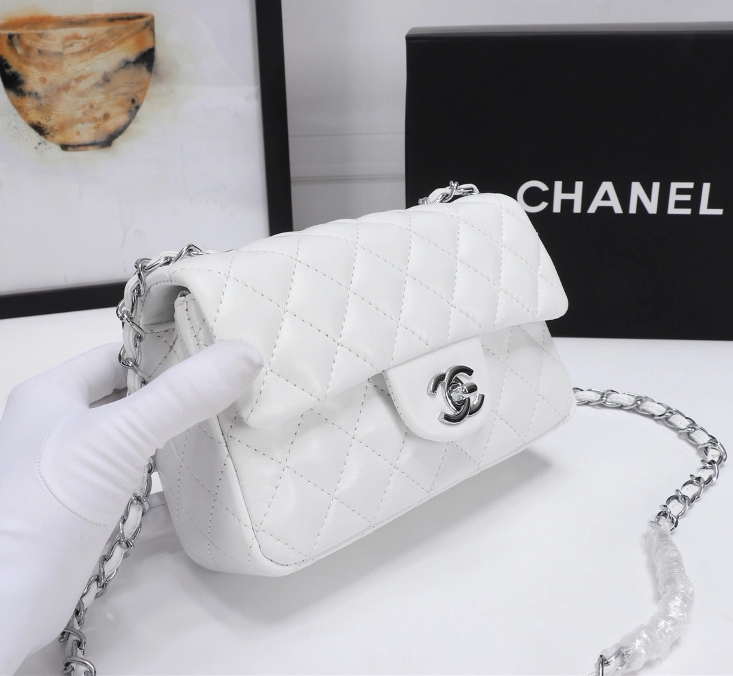 Chanel AAA Quality Messenger Bags For Women Soft 9336