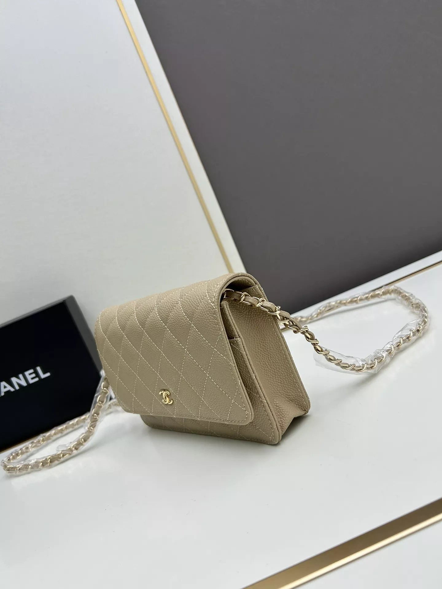 Chanel AAA Quality Messenger Bags For Women Timeless 3191