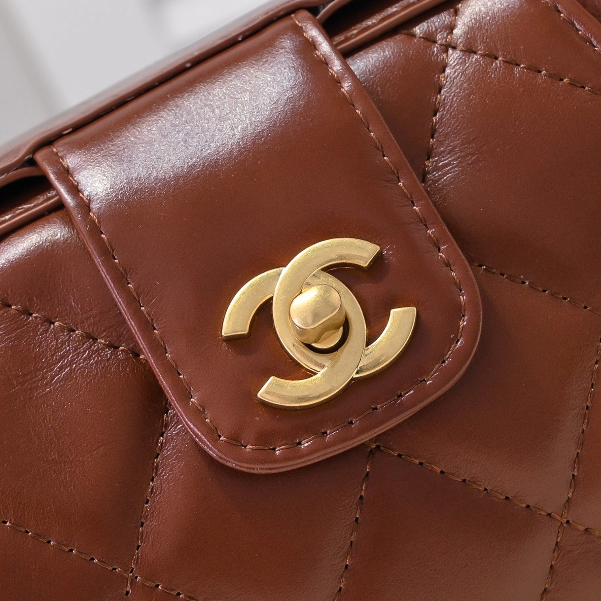 Chanel AAA Quality Messenger Bags For Women UrbanStyle 2070 - Image 5