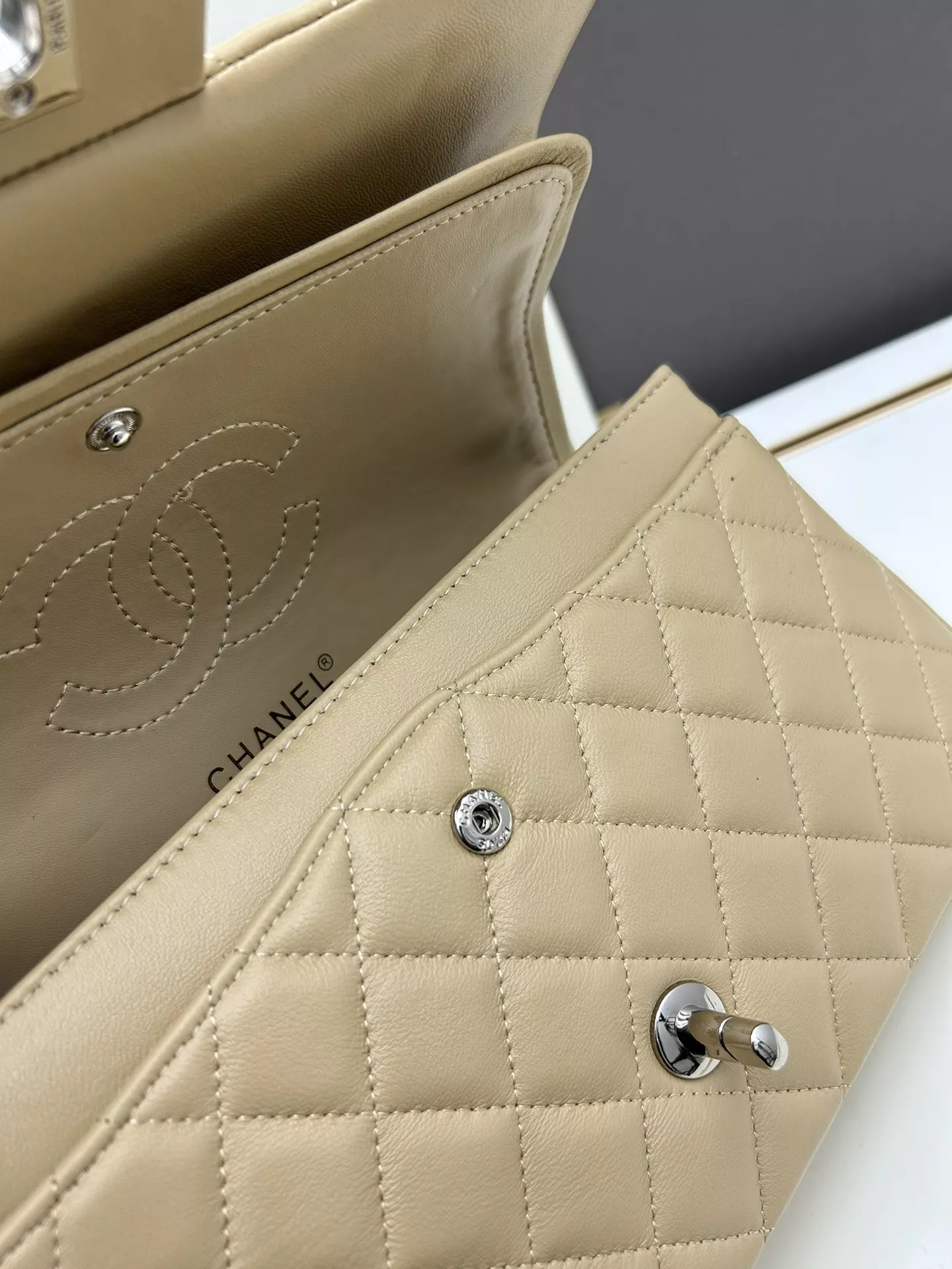 Chanel AAA Quality Shoulder Bags For Women Modern 5984 - Image 8