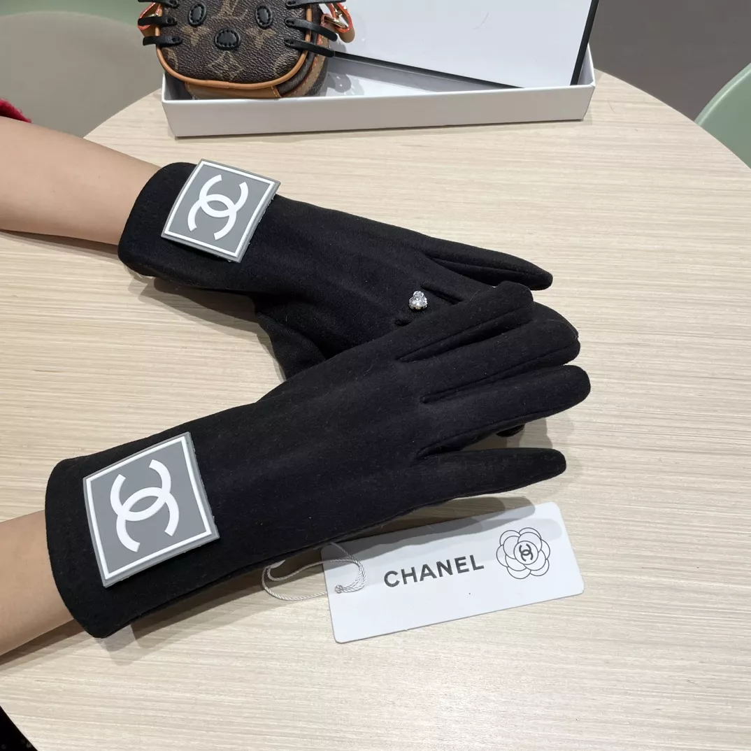 Chanel Gloves Resilient 2934 - Image 5