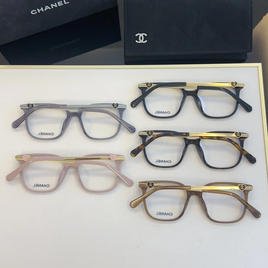 Chanel Goggles Compact 9633 - Image 3