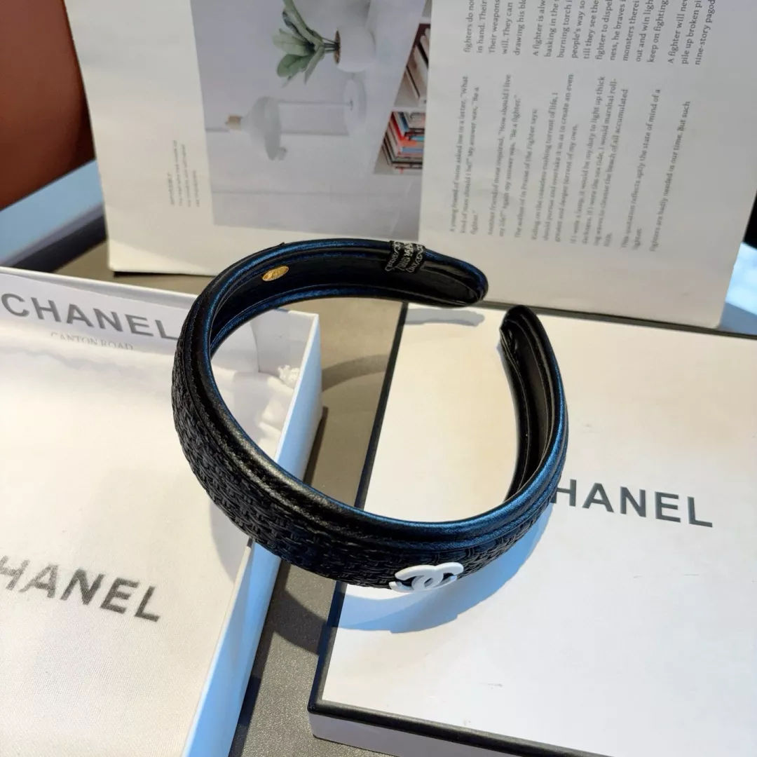 Chanel Headband For Women Flexible 7994
