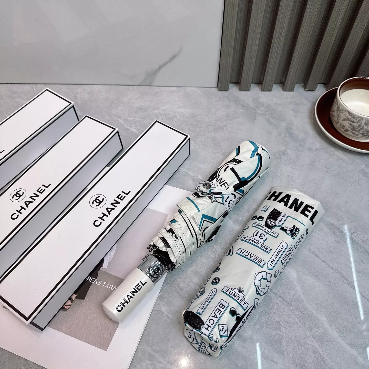 Chanel Umbrellas Bold 4573