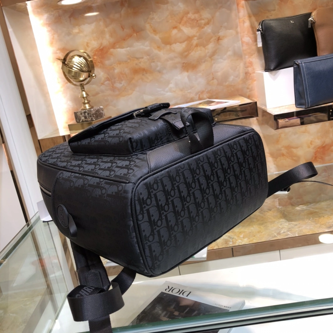 Christian Dior AAA Man Backpacks Bright 4729 - Image 4