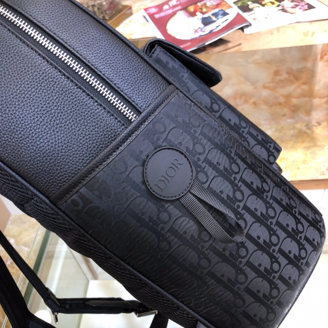 Christian Dior AAA Man Backpacks Bright 4729 - Image 5