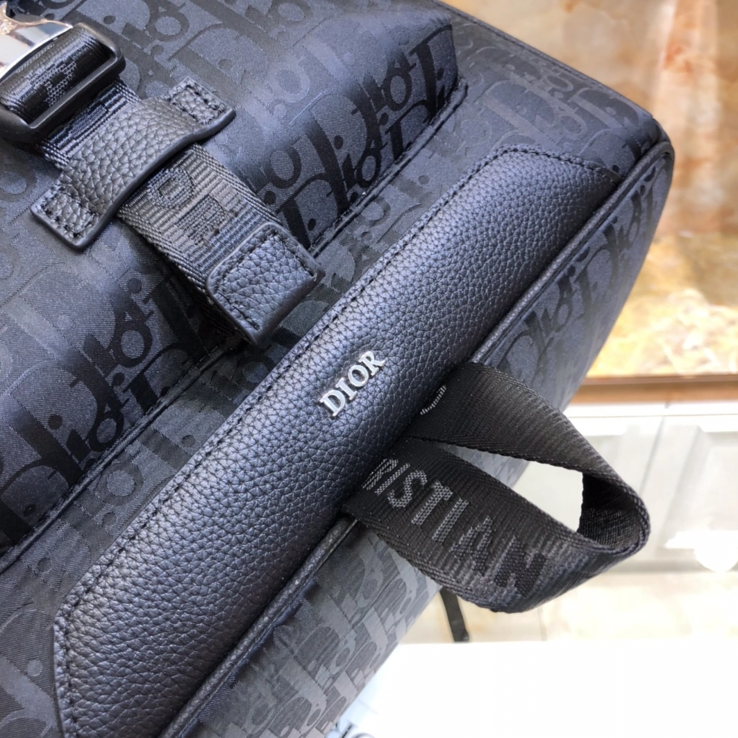 Christian Dior AAA Man Backpacks Bright 4729 - Image 7