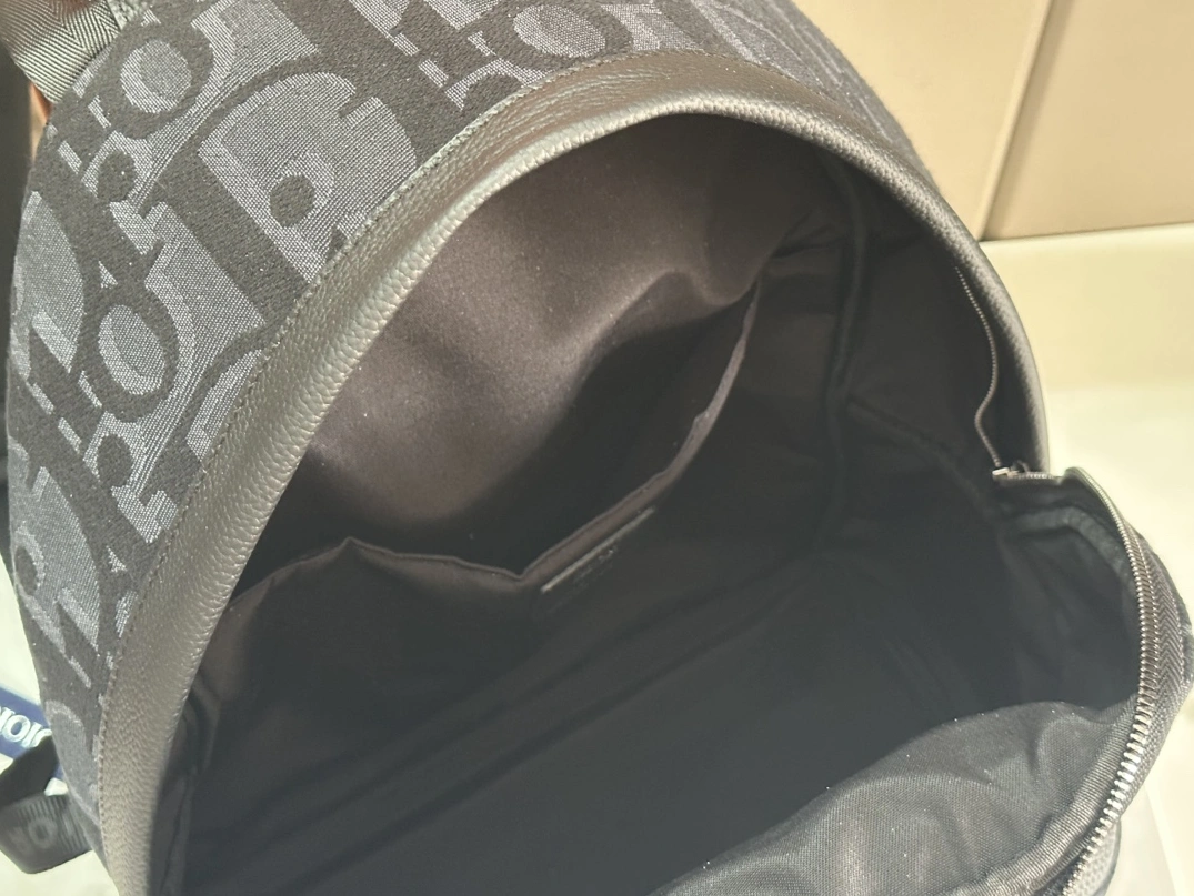 Christian Dior AAA Man Backpacks EasyMatch 4792 - Image 8