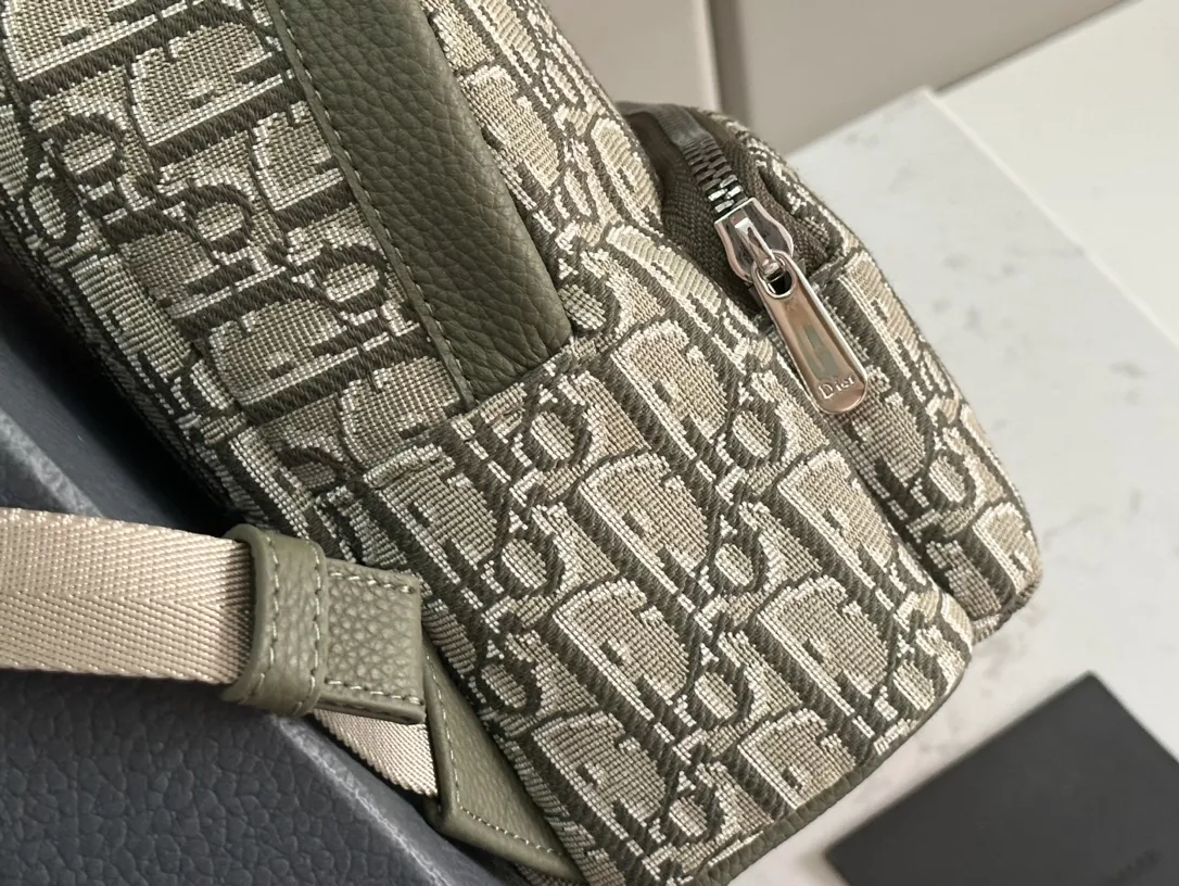 Christian Dior AAA Man Backpacks Elegant 3312 - Image 3