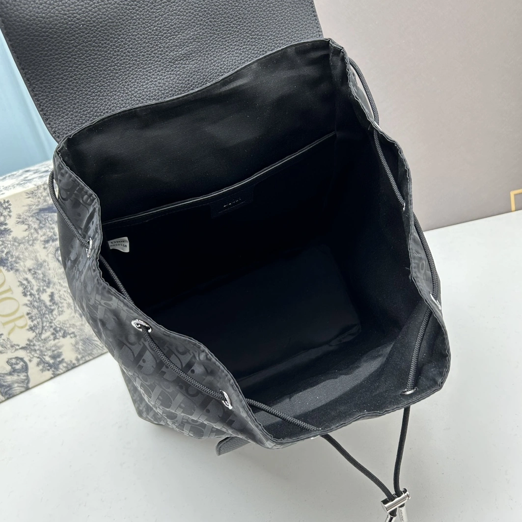 Christian Dior AAA Man Backpacks Functional 3798 - Image 7