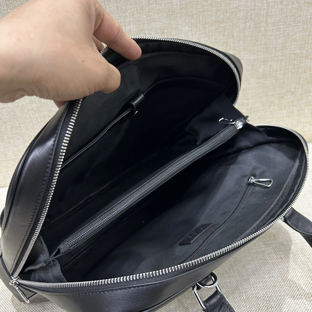 Christian Dior AAA Man Handbags Sophisticated 6526 - Image 7