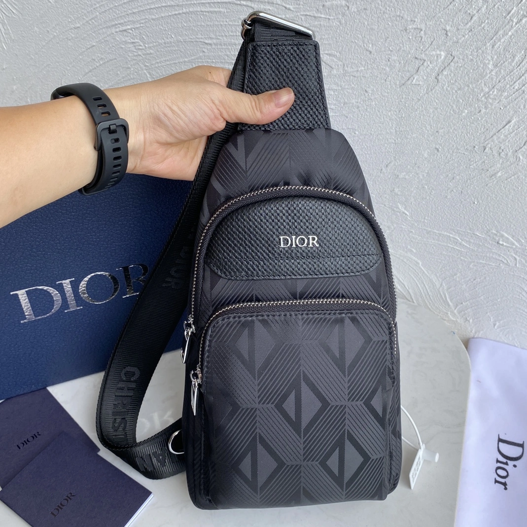 Christian Dior AAA Man Messenger Bags Breathable 3315