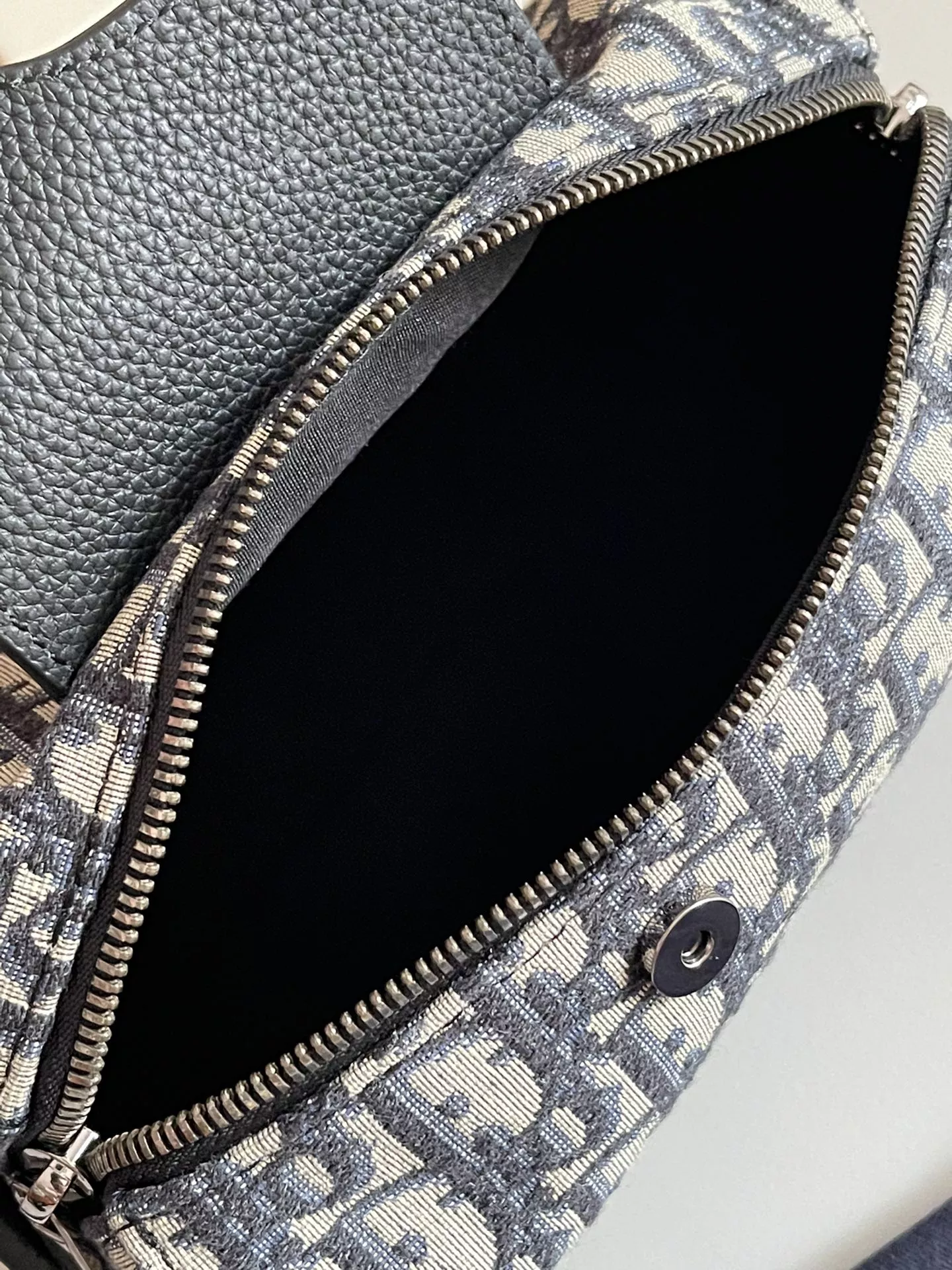 Christian Dior AAA Man Messenger Bags GoAnywhere 3254 - Image 7