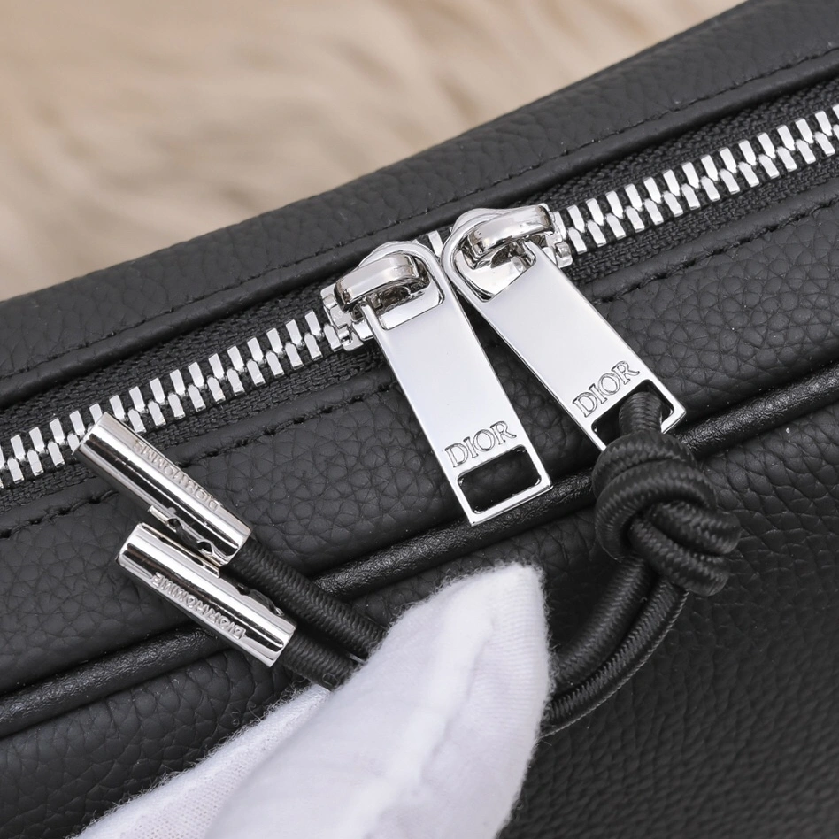 Christian Dior AAA Man Messenger Bags Timeless 6282 - Image 5