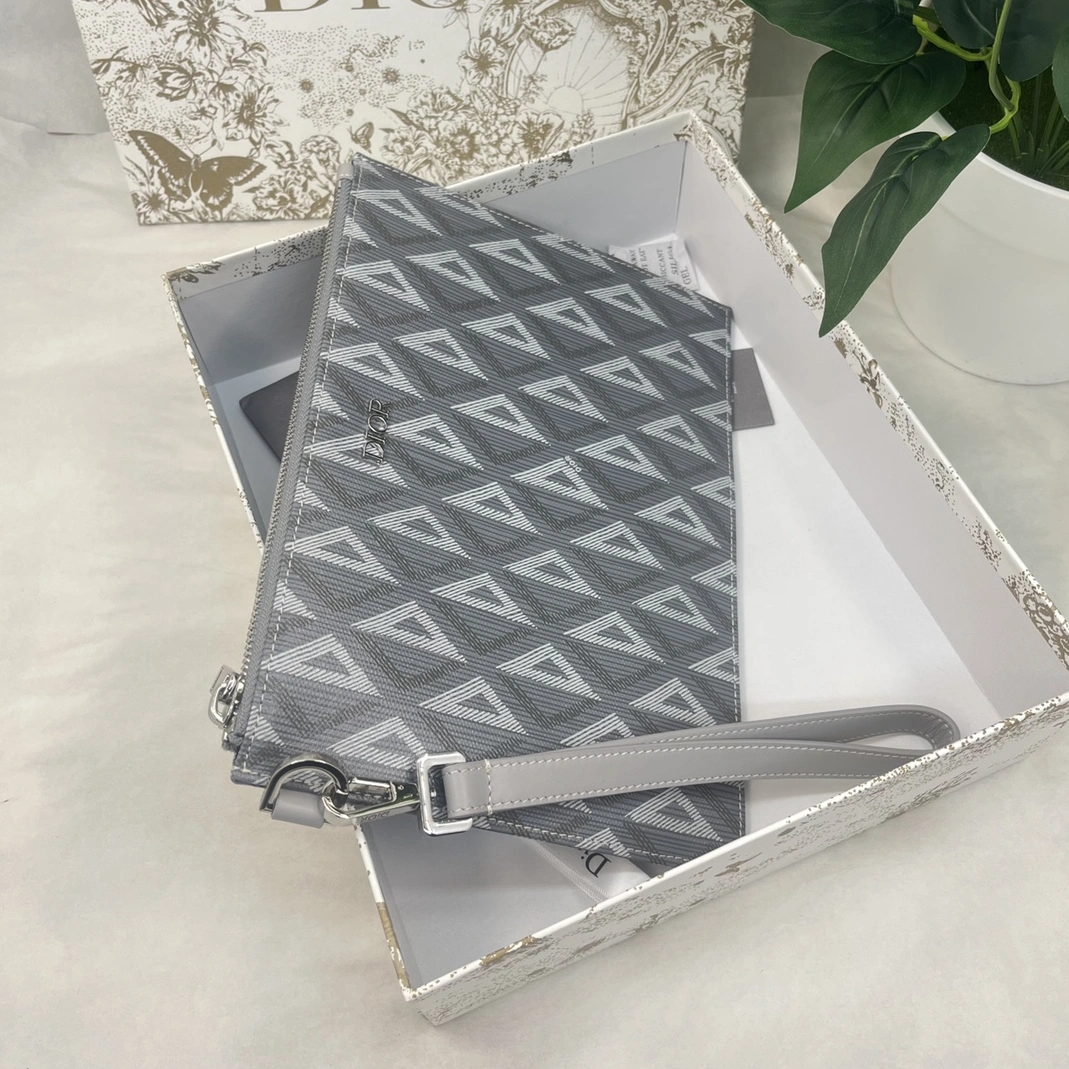 Christian Dior AAA Man Wallets Modern 532 - Image 3