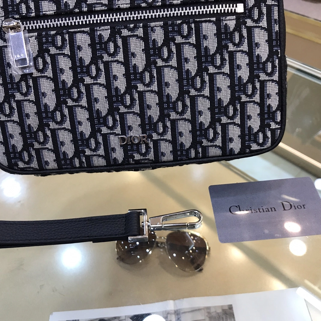 Christian Dior AAA Man Wallets Versatile 4231 - Image 4