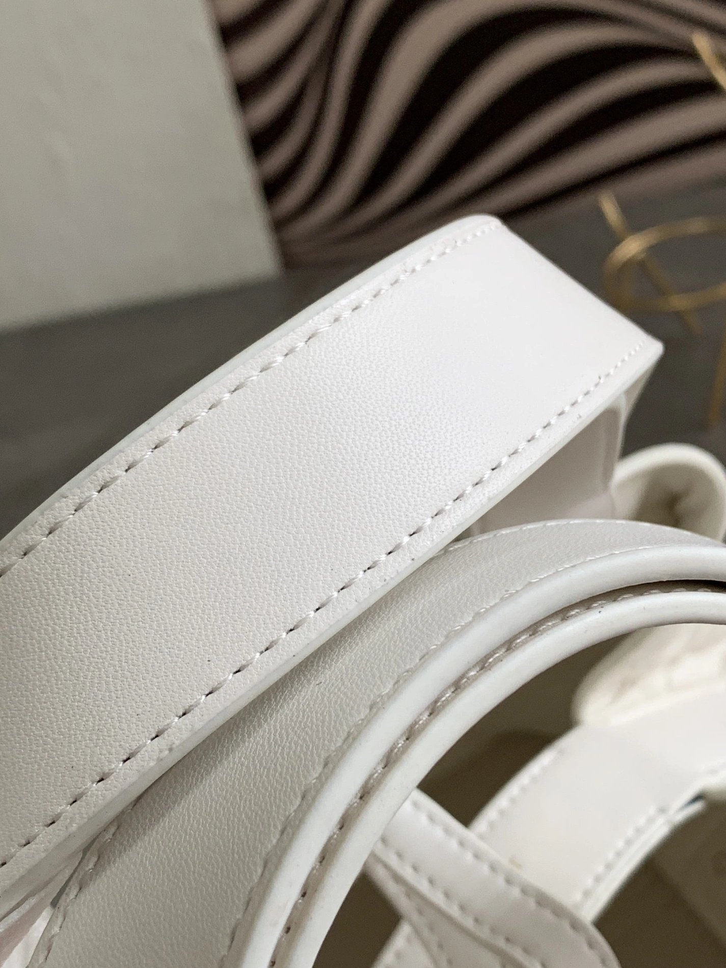 Christian Dior AAA Quality Handbags For Women Affordable 4977 - Image 6