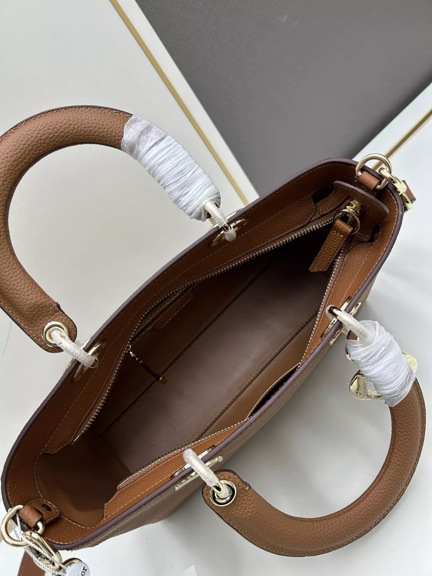 Christian Dior AAA Quality Handbags For Women Timeless 8070 - Image 7