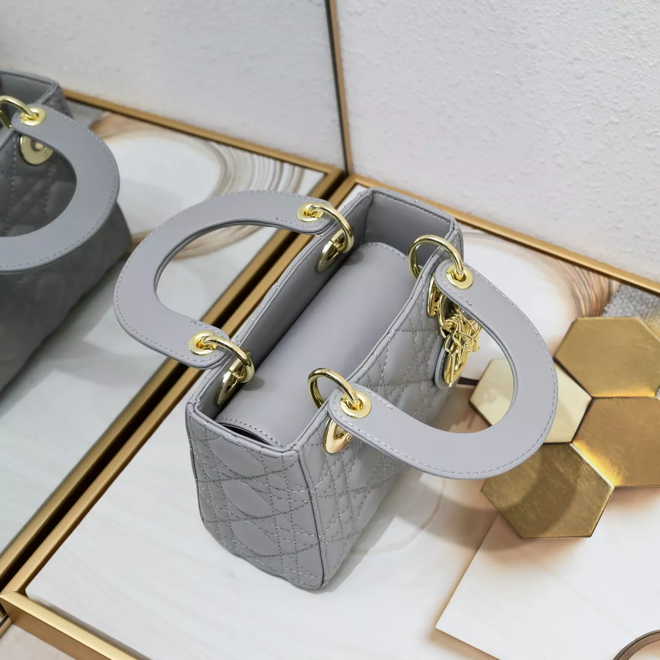 Christian Dior AAA Quality Handbags For Women Trendsetting 6084 - Image 6