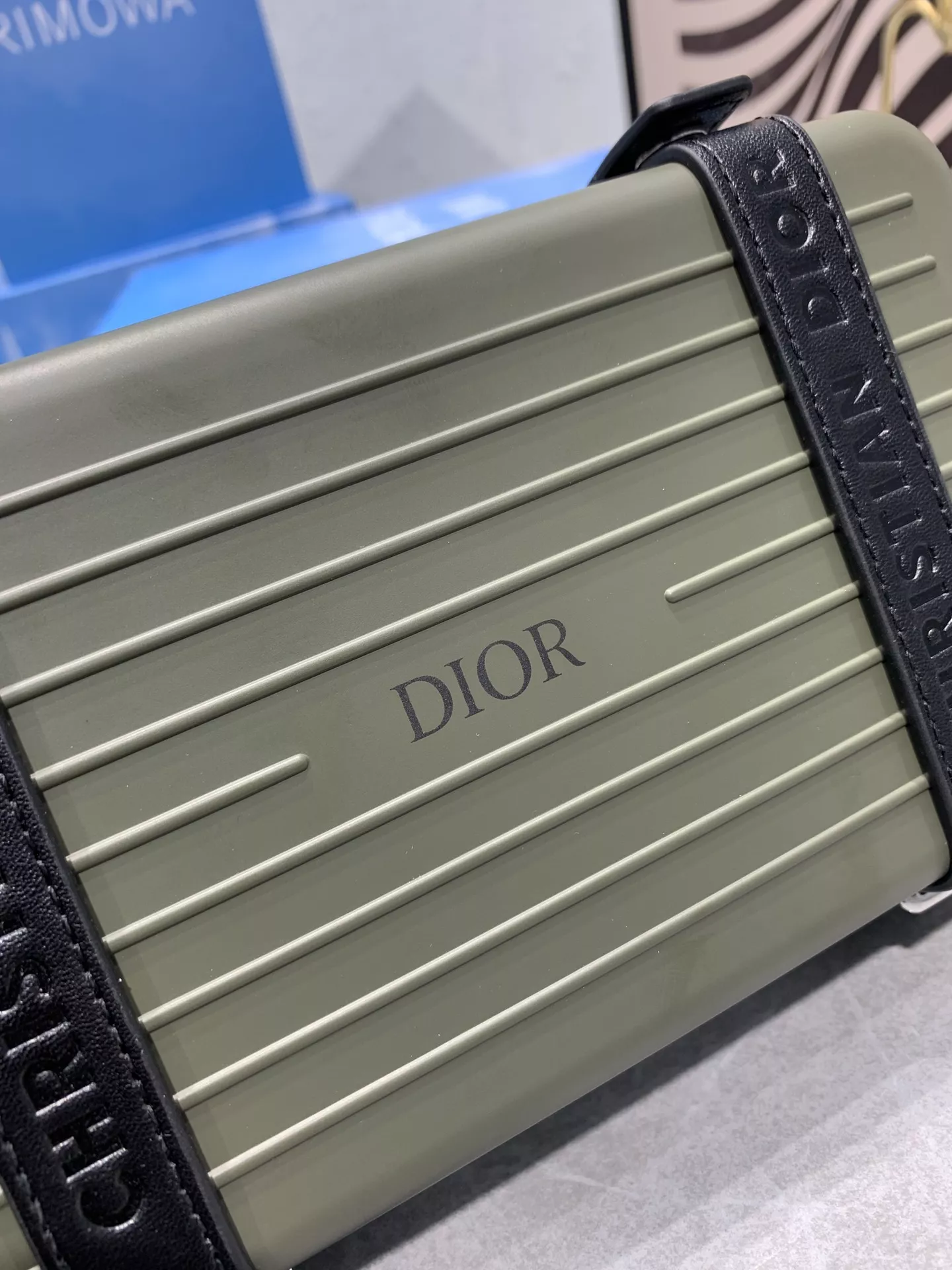 Christian Dior AAA Quality Messenger Bags For Unisex DailyWear 3885 - Image 4