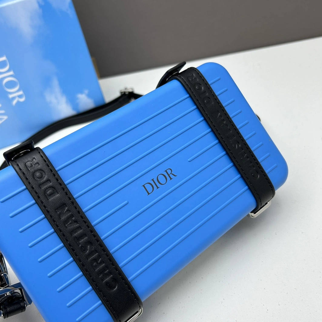 Christian Dior AAA Quality Messenger Bags For Women Classic 6943 - Image 4