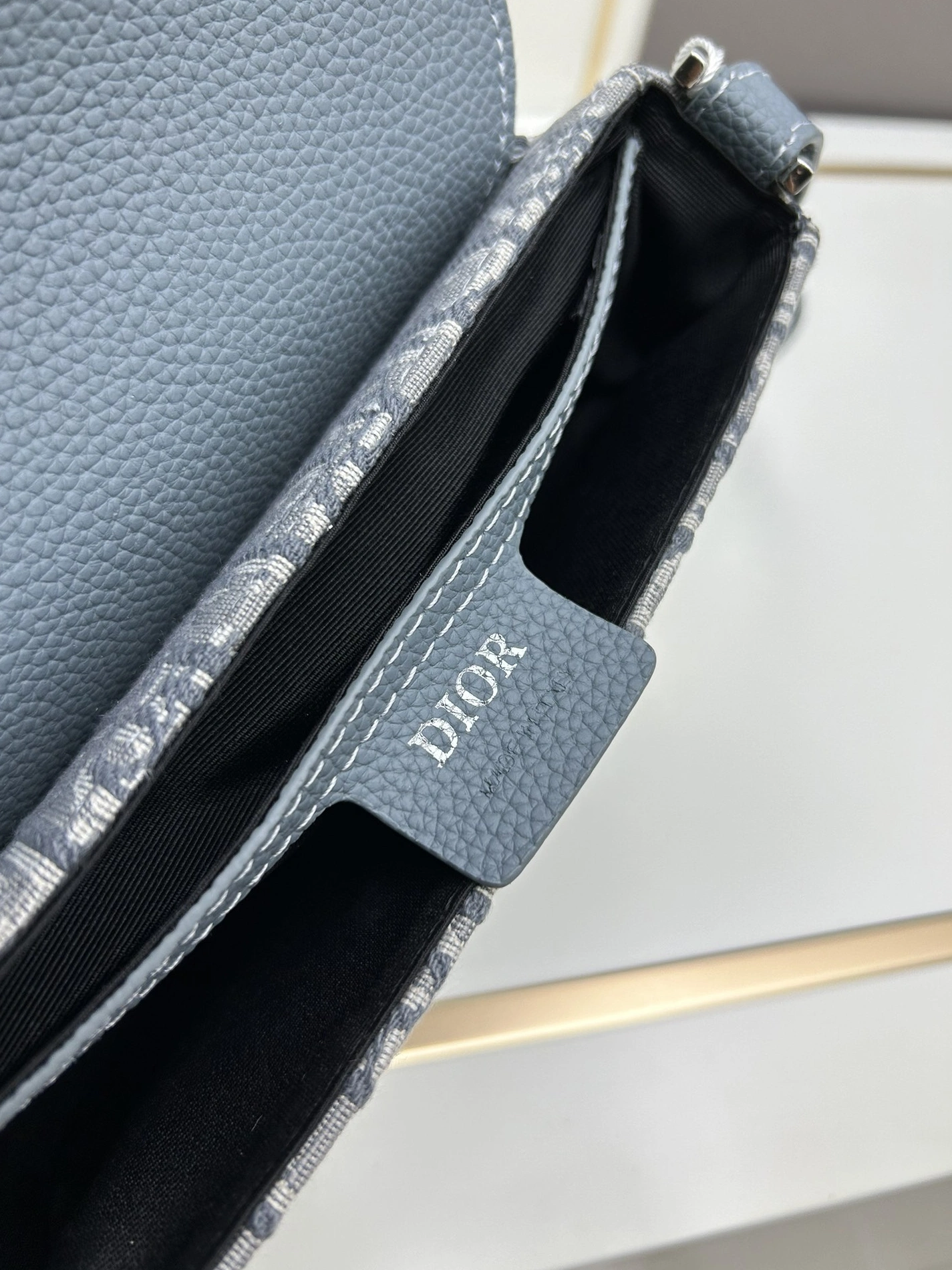 Christian Dior AAA Quality Messenger Bags For Women Practical 8379 - Image 8