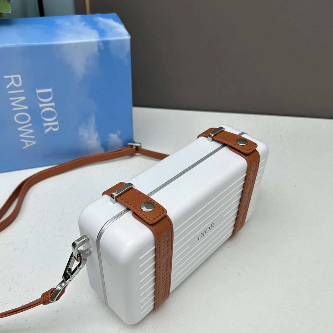 Christian Dior AAA Quality Messenger Bags For Women SmartChoice 8046 - Image 4