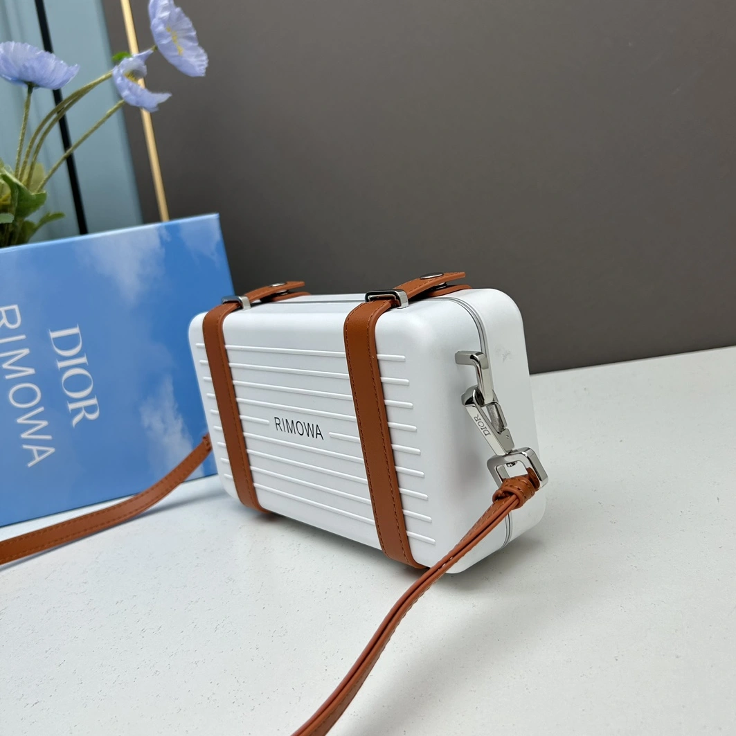 Christian Dior AAA Quality Messenger Bags For Women SmartChoice 8046 - Image 5