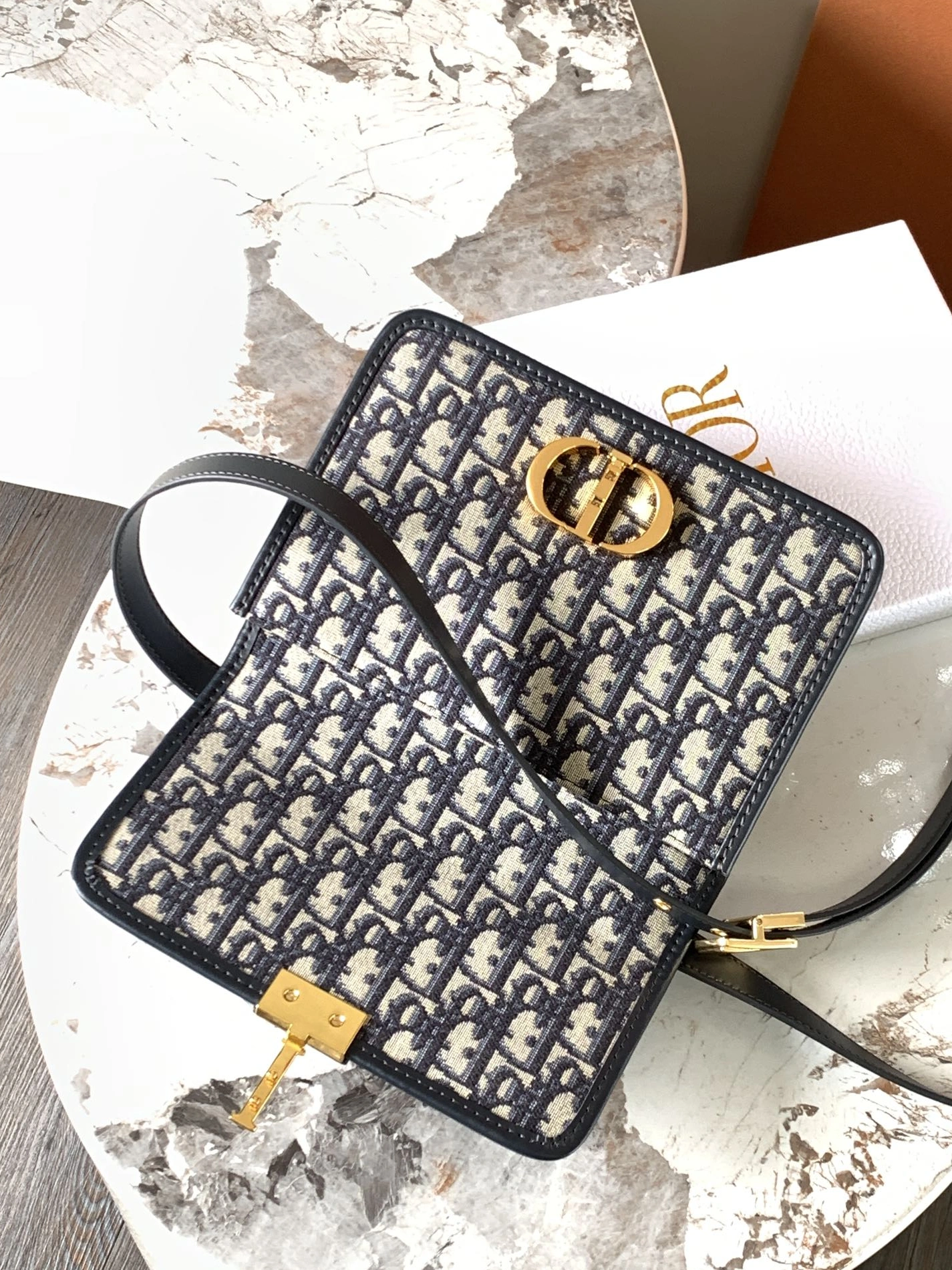 Christian Dior AAA Quality Messenger Bags For Women Trendy 5171 - Image 7