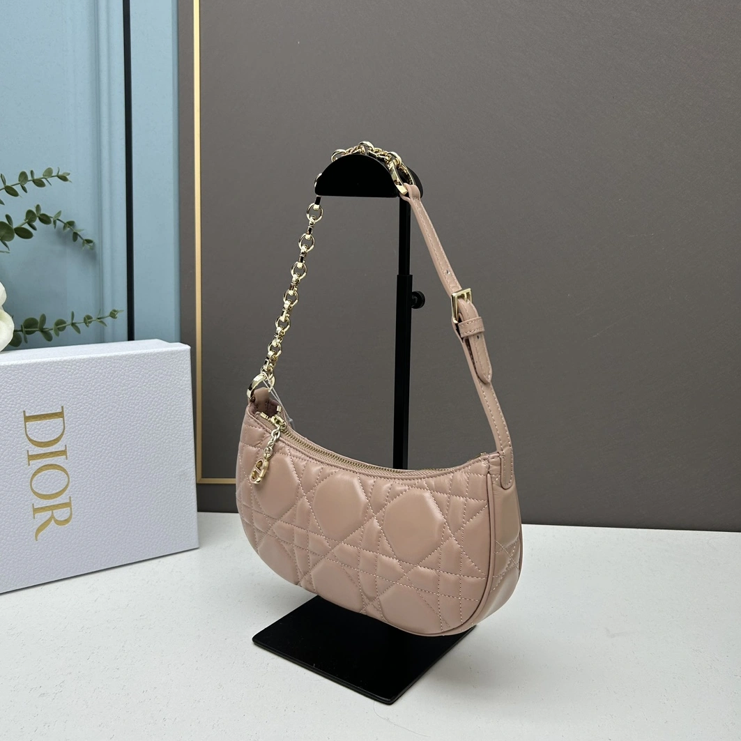 Christian Dior AAA Quality Shoulder Bags For Women Bright 8802