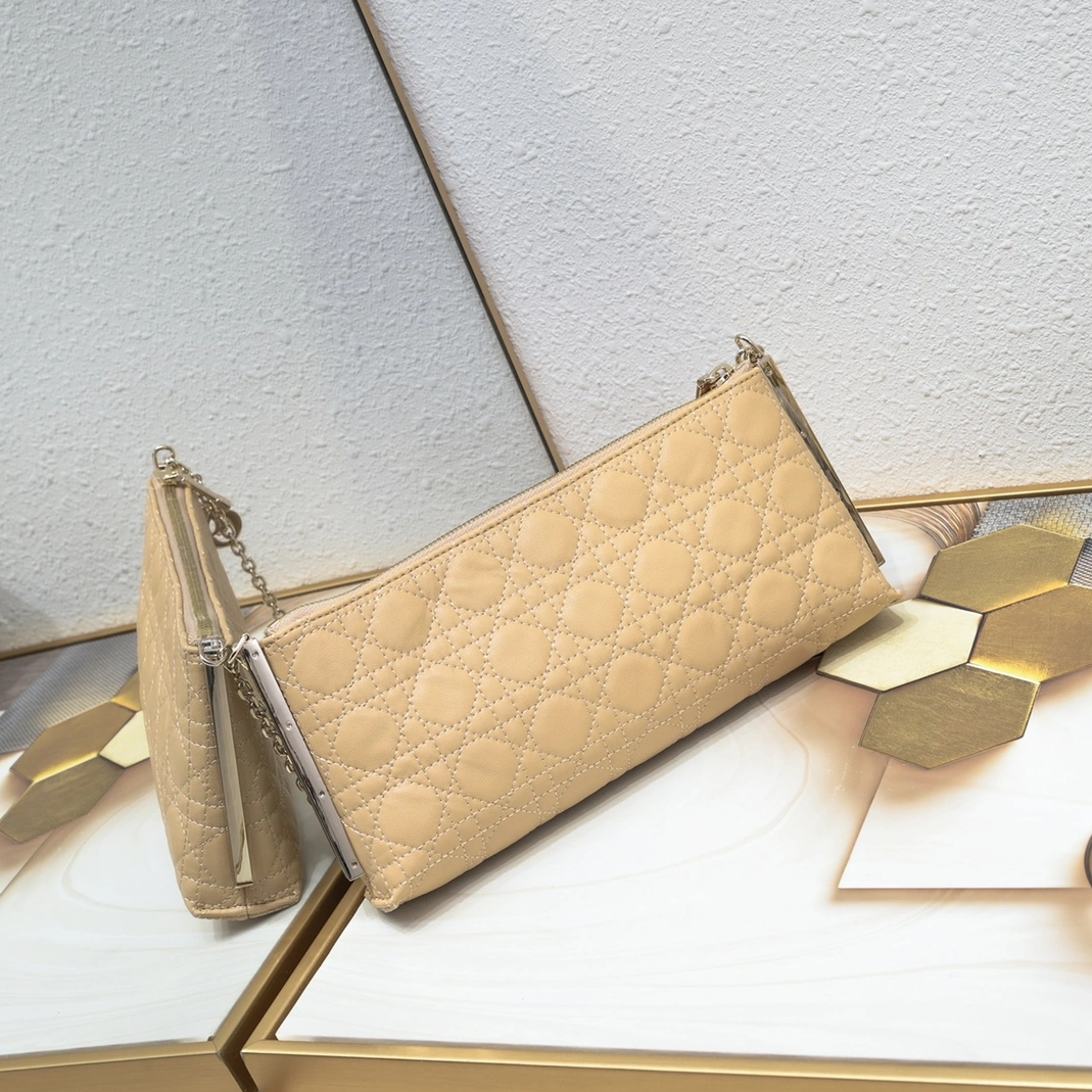 Christian Dior AAA Quality Shoulder Bags For Women Vibrant 5631 - Image 3