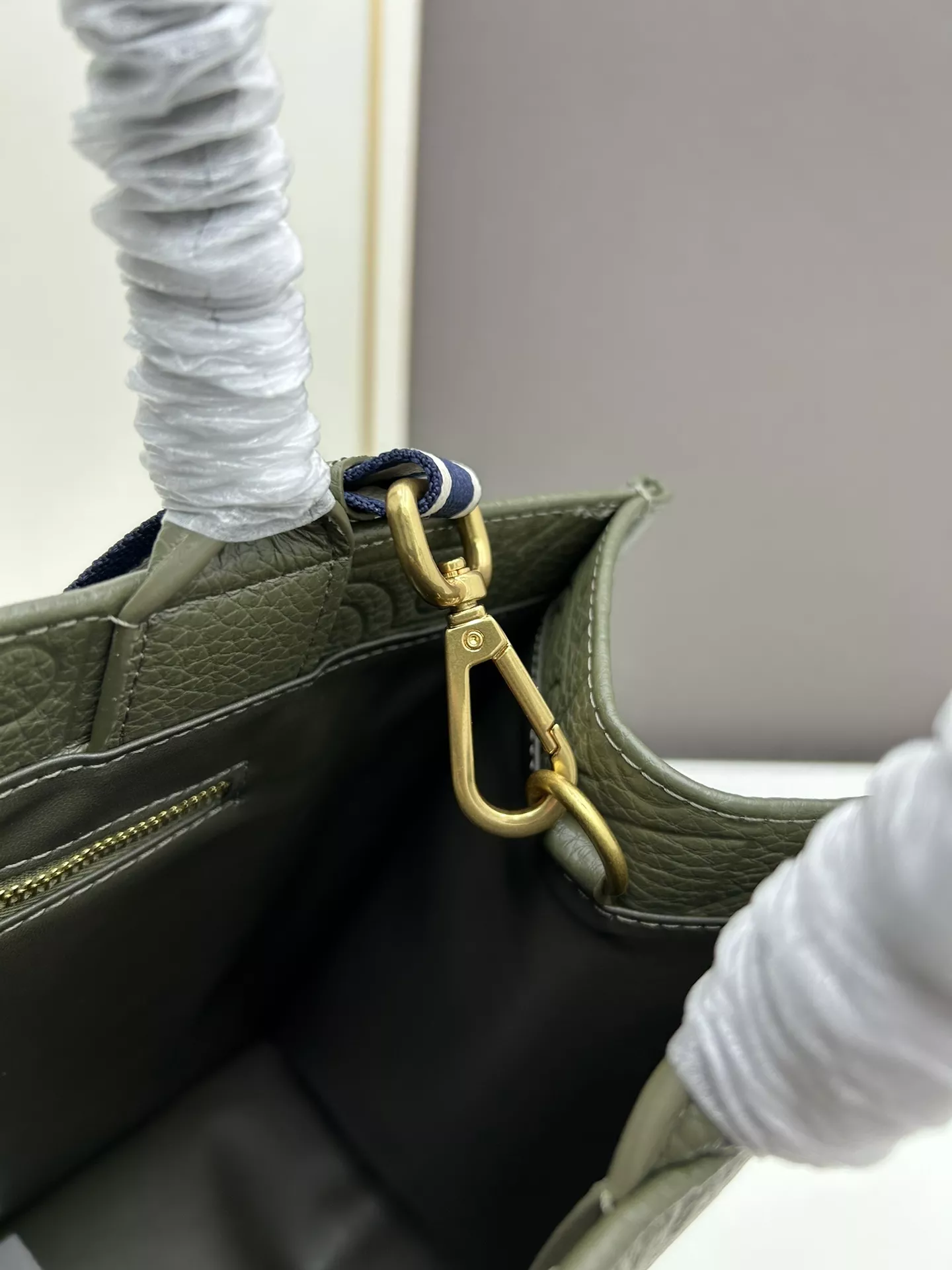 Christian Dior AAA Quality Tote-Handbags For Women EasyMatch 5999 - Image 6